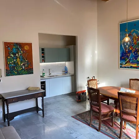 Renovated Apartment With 3 Bedrooms In An Historic Palazzo Between Port And Old Town Livorno Exterior photo