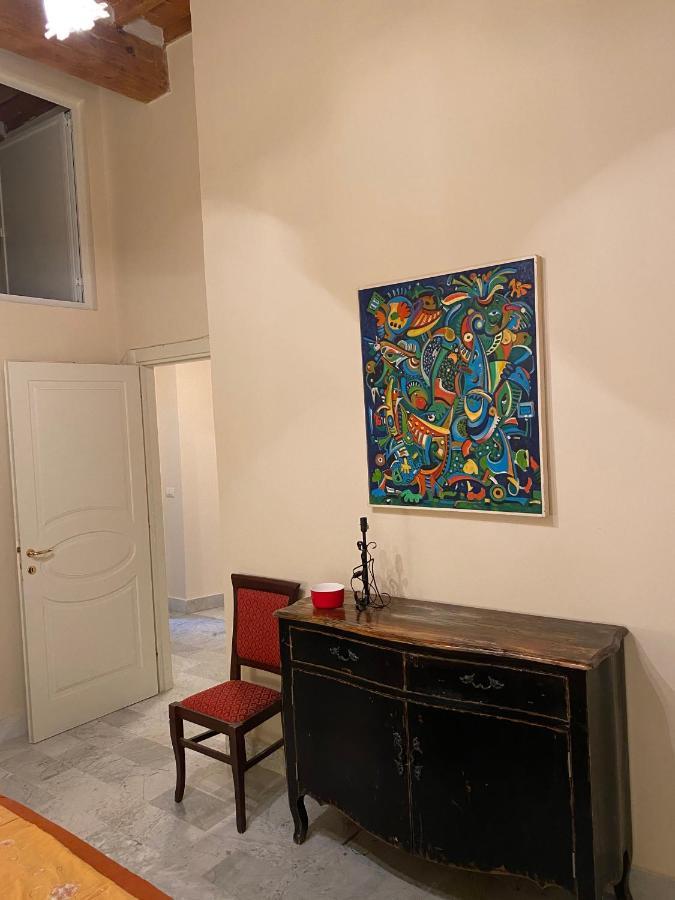 Renovated With 3 Bedrooms In An Historic Palazzo Between Port And Old Town Livorno